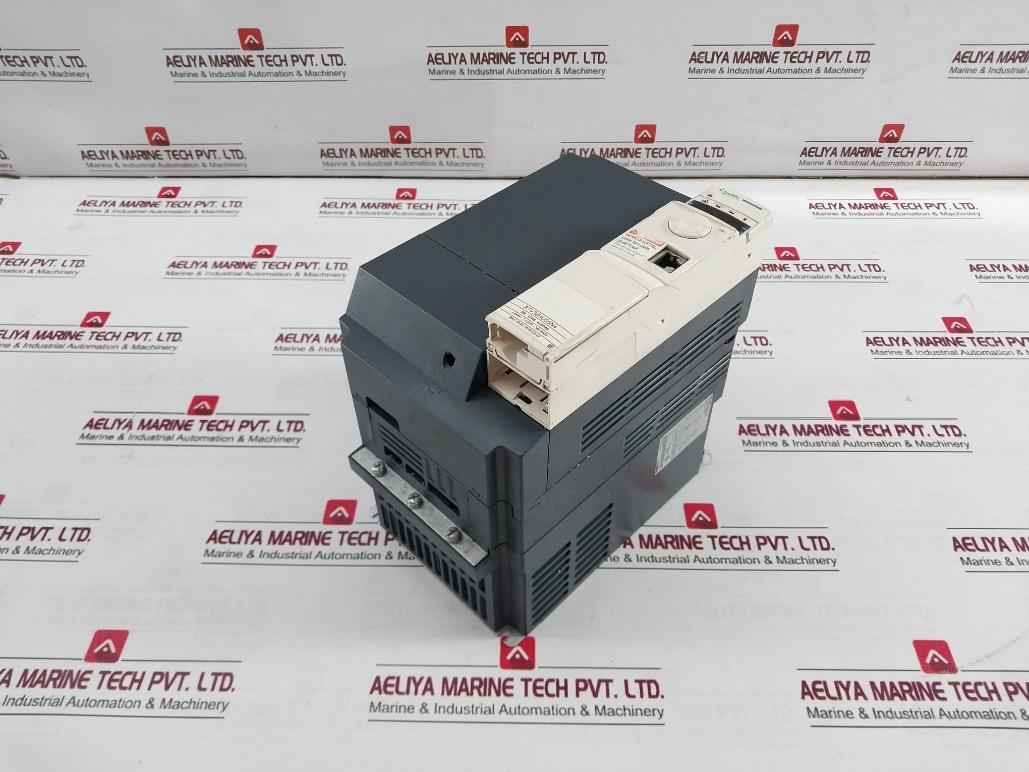 Schneider Electric Atv32Hu55N4 Variable Speed Drive 5.5Kw-7 1/2 Hp 380-500V~