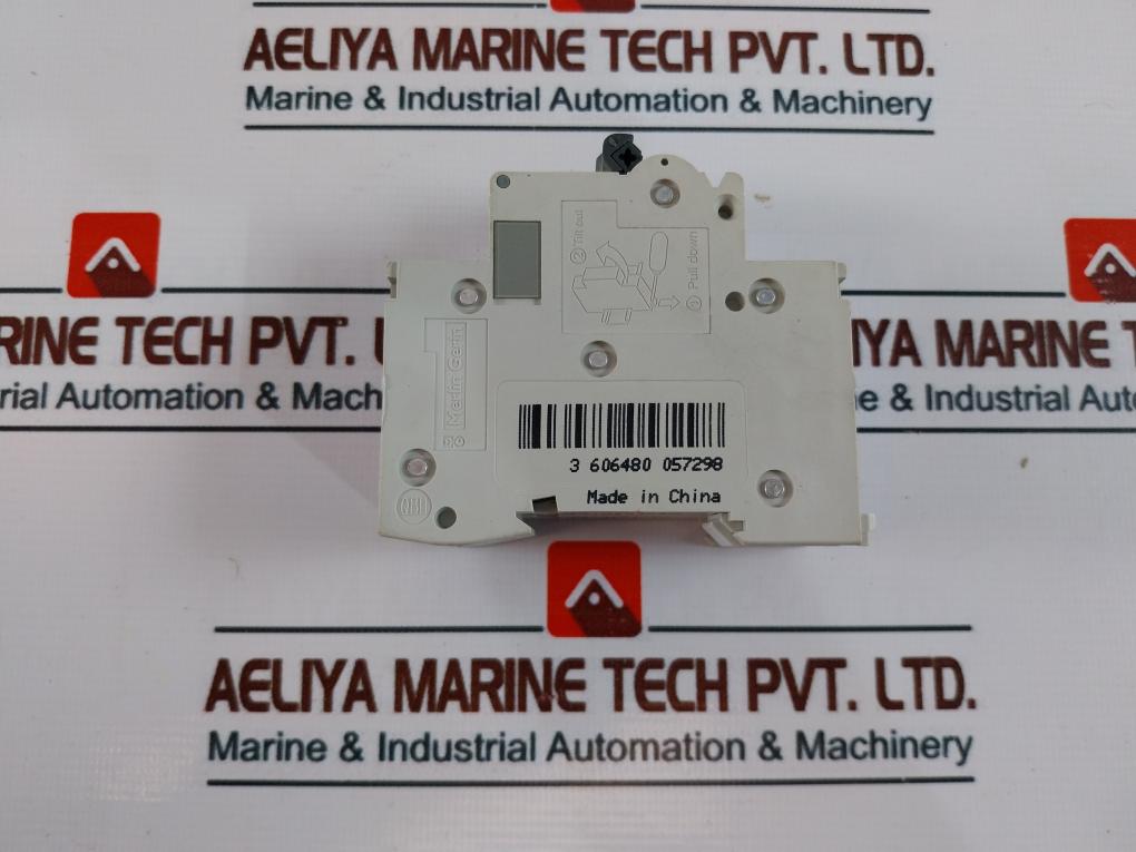 Schneider Electric C60N-dc Low-voltage Circuit Breaker 20A