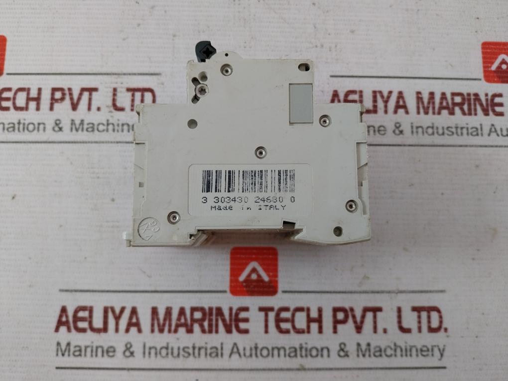 Schneider Electric C60N D 63 Circuit Breaker 24680 400V