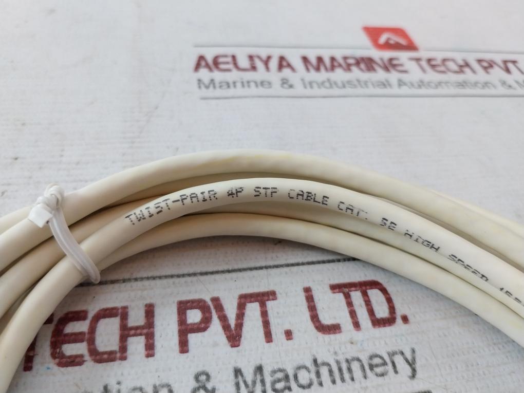 Schneider Electric Cable-rj45-003 Communication Cable For Eocr 3M 155Mhz Vdsl