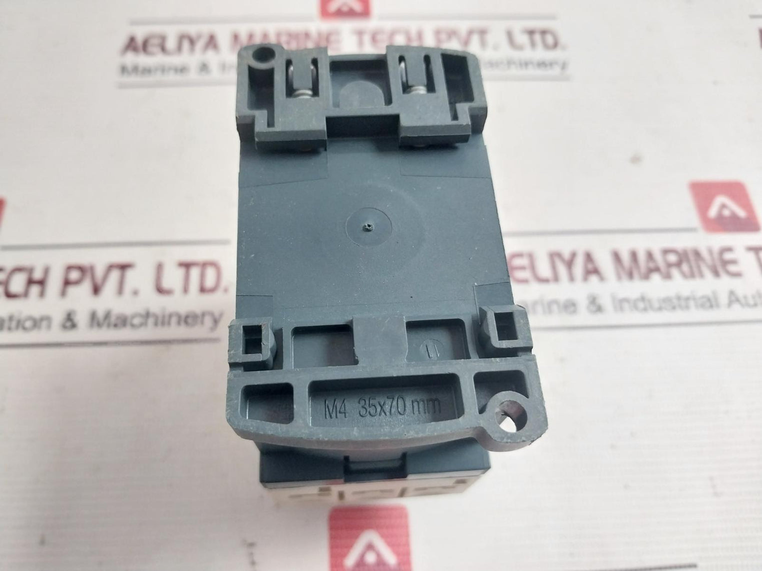 Schneider Electric Cad32Bd Tesys D Control Relay 24Vdc 10A