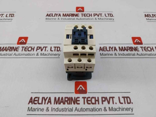 Schneider Electric Cad 32 Control Relay