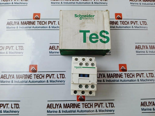 Schneider Electric Cad32M7 Contactor Control Relay 50/60Hz