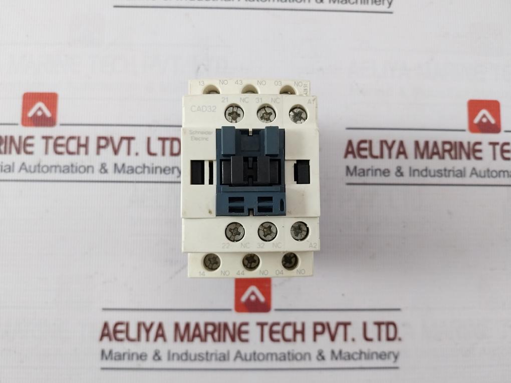 Schneider Electric Cad32 Tesys D Control Relay W/ Contactor C8201-5-1 A600-p600