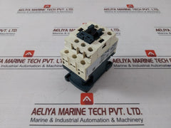 Schneider Electric Cad32 Tesys D Control Relay W/ Contactor C8201-5-1 A600-p600