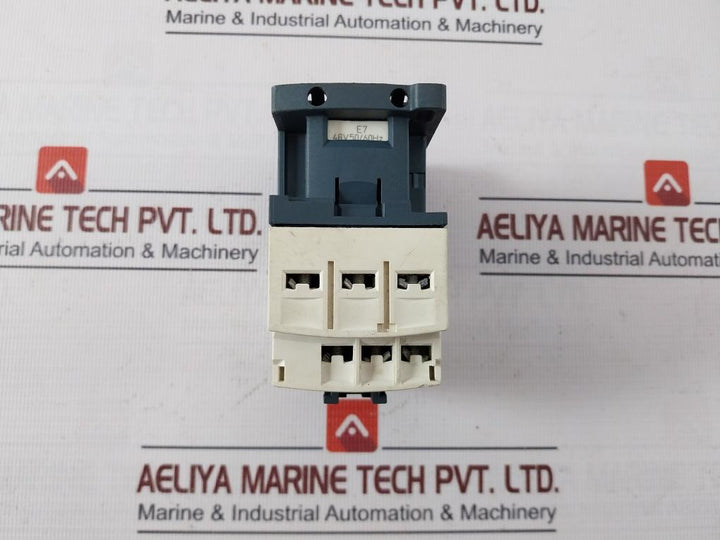Schneider Electric Cad32 Tesys D Control Relay W/ Contactor C8201-5-1 A600-p600