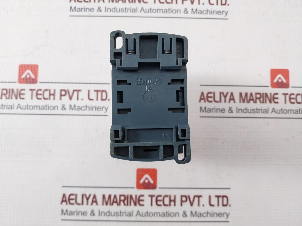 Schneider Electric Cad32 Tesys D Control Relay W/ Contactor C8201-5-1 A600-p600