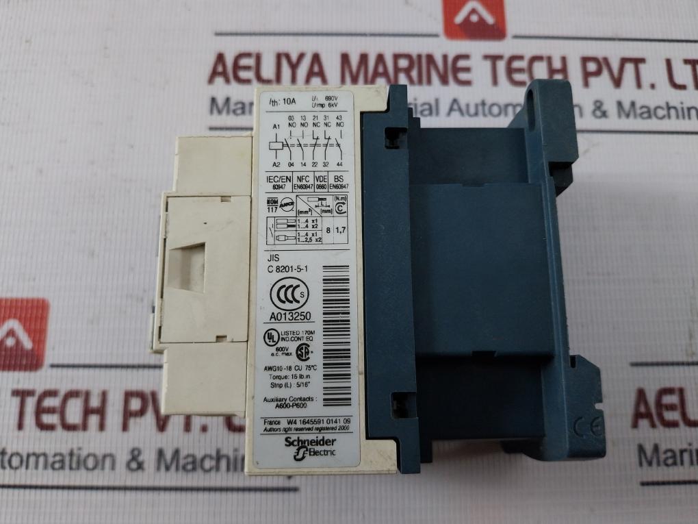 Schneider Electric Cad32 Tesys D Control Relay W/ Contactor Jis C 8201-5-1 A0132