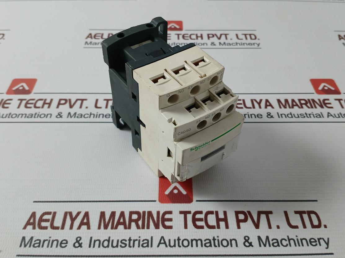 Schneider Electric Cad50 Control Relay Jis C8201-5-1 10A 230V 50/60Hz Awg 10-18