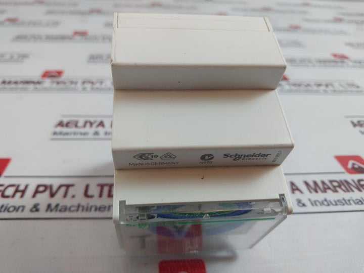 Schneider Electric Cct15365 Time Switch 50-60 Hz