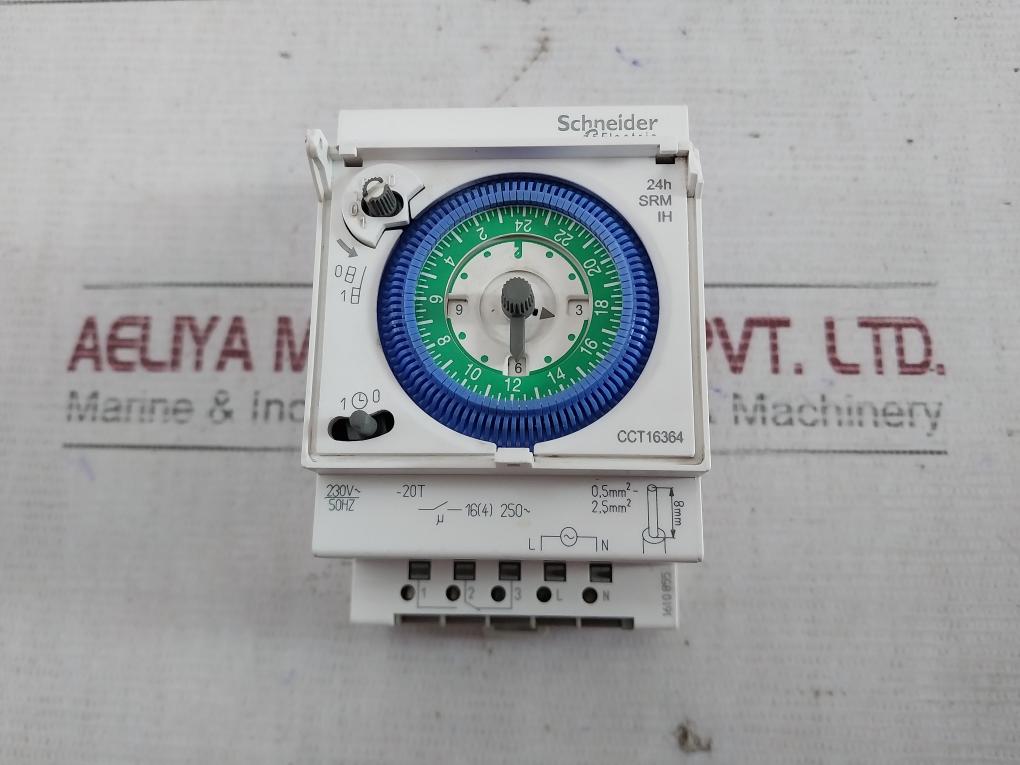 Schneider Electric Cct16364 24H Mechanical Time Switch 230V 50Hz 1610855