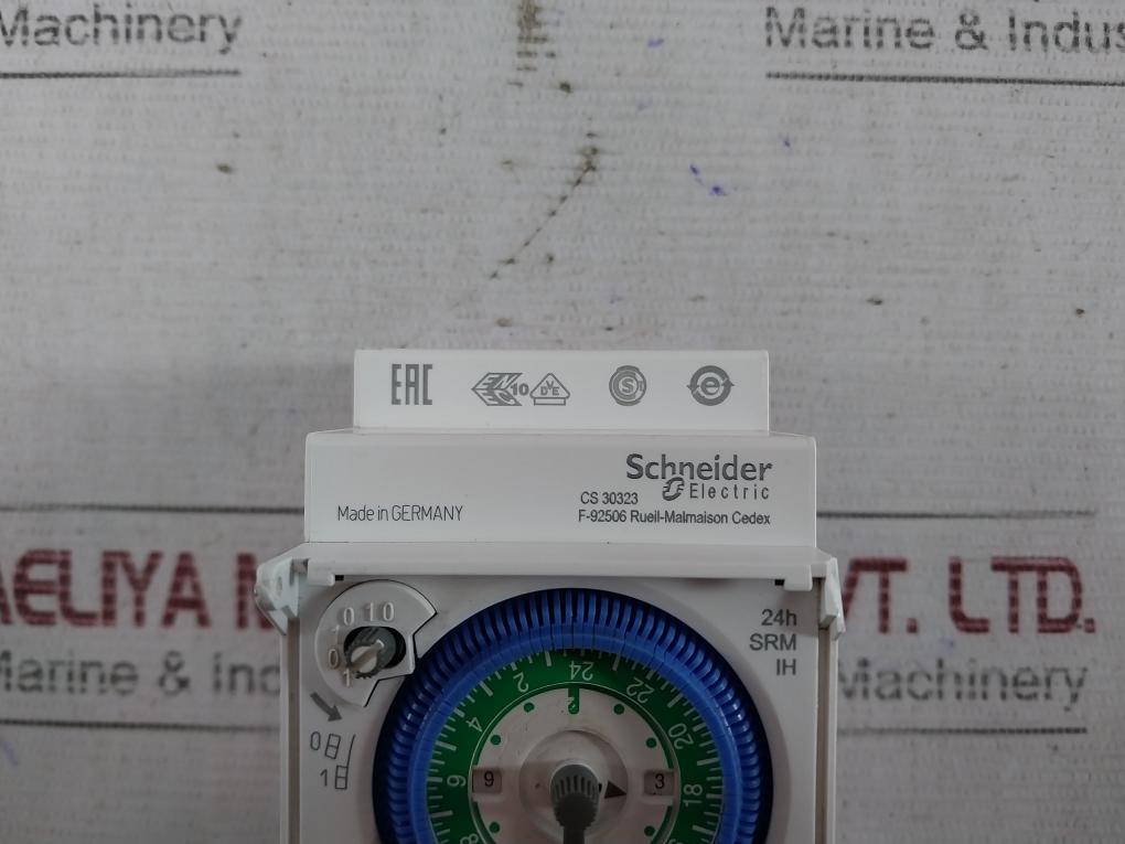 Schneider Electric Cct16364 24H Mechanical Time Switch 230V 50Hz 1610855