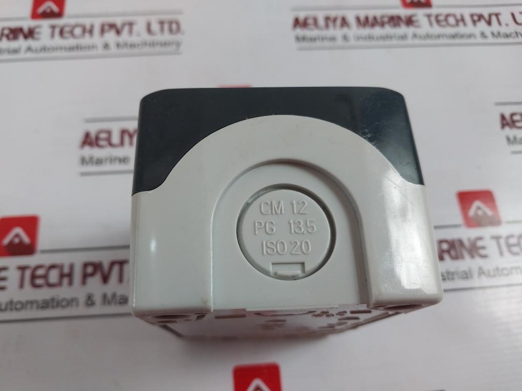 Schneider Electric Cm 12 2-hole Push Button Enclosure Plastic Box Iso 20