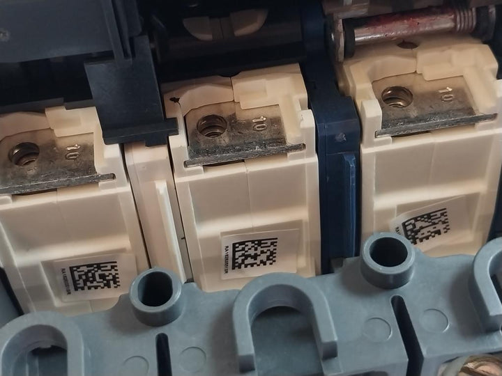Schneider Electric Compact NSX 100N Circuit Breaker Cat A 50/60Hz