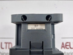 Schneider Electric Control Relay 24V 50/60Hz Part No Cad32 B7