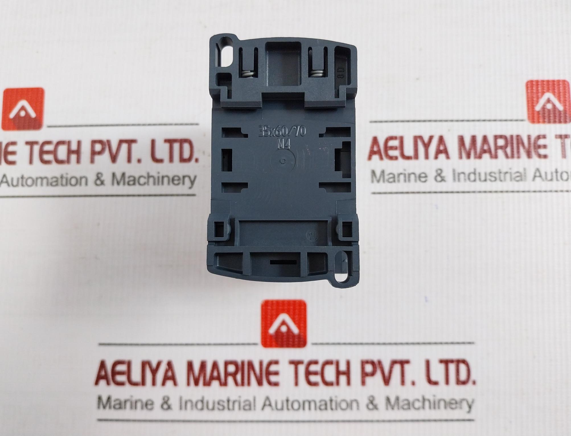 Schneider Electric Control Relay 690V /10A Cad32P7