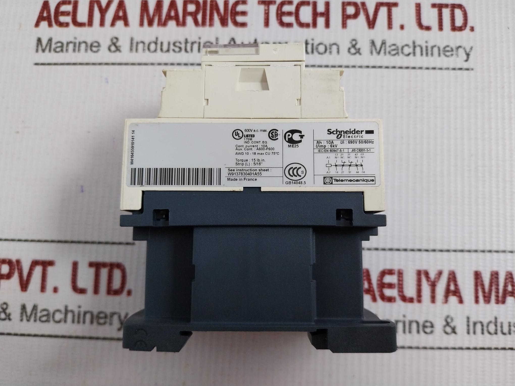 Schneider Electric Control Relay 690V /10A Cad32P7