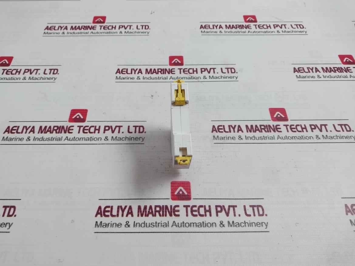 Schneider Electric Cs 30323 Contactor 20A 250V A9E18072