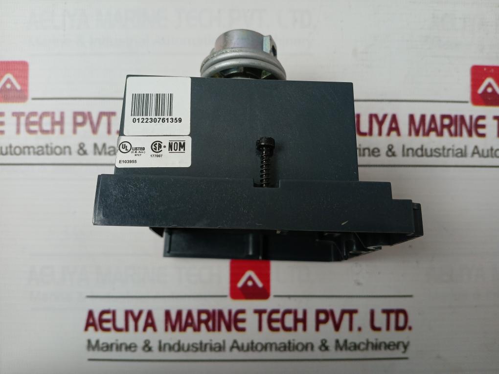 Schneider Electric E103955 Extended Rotary Black Handle Set