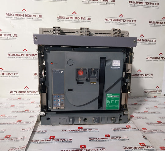 Schneider Electric Easypact Mvs08N Circuit Breaker 3200A 1000V 12Kv