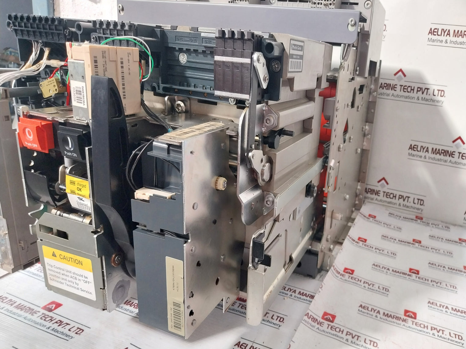 Schneider Electric Easypact Mvs08N Circuit Breaker 3200A 1000V 12Kv