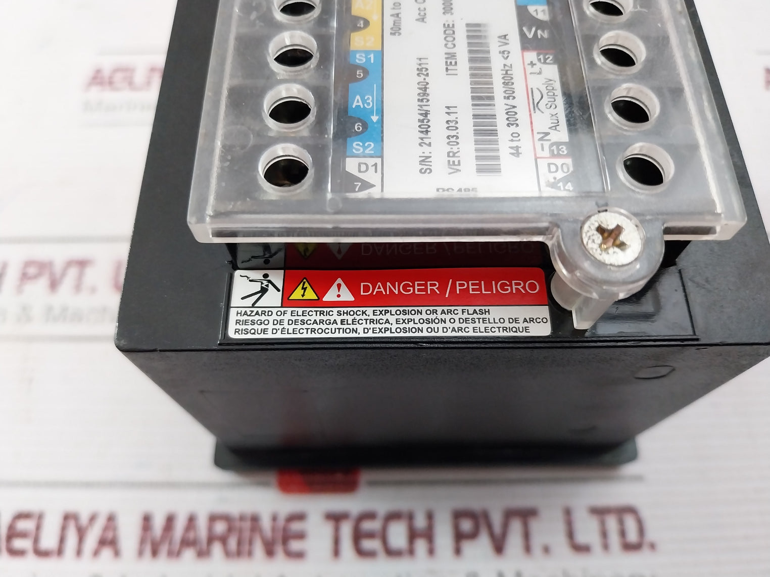 Schneider Electric Em6400 Power Meter Ver: 03.03.11 44-300V 50/60Hz 5Va