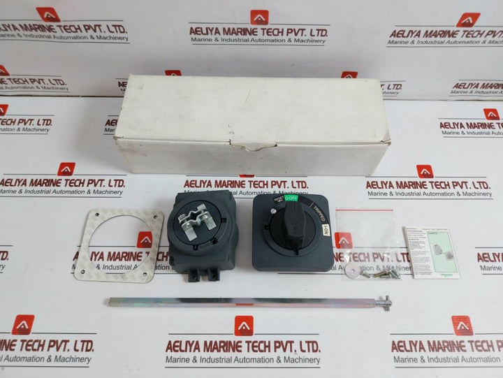 Schneider Electric Extended Rotary Handle Easypact Ezc 100/Cvs 100E