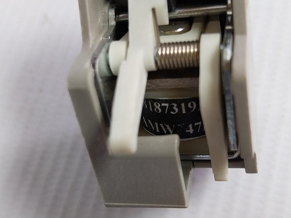 Schneider Electric Shunt Trip 200-277V Ac Part No Ezasht200Ac