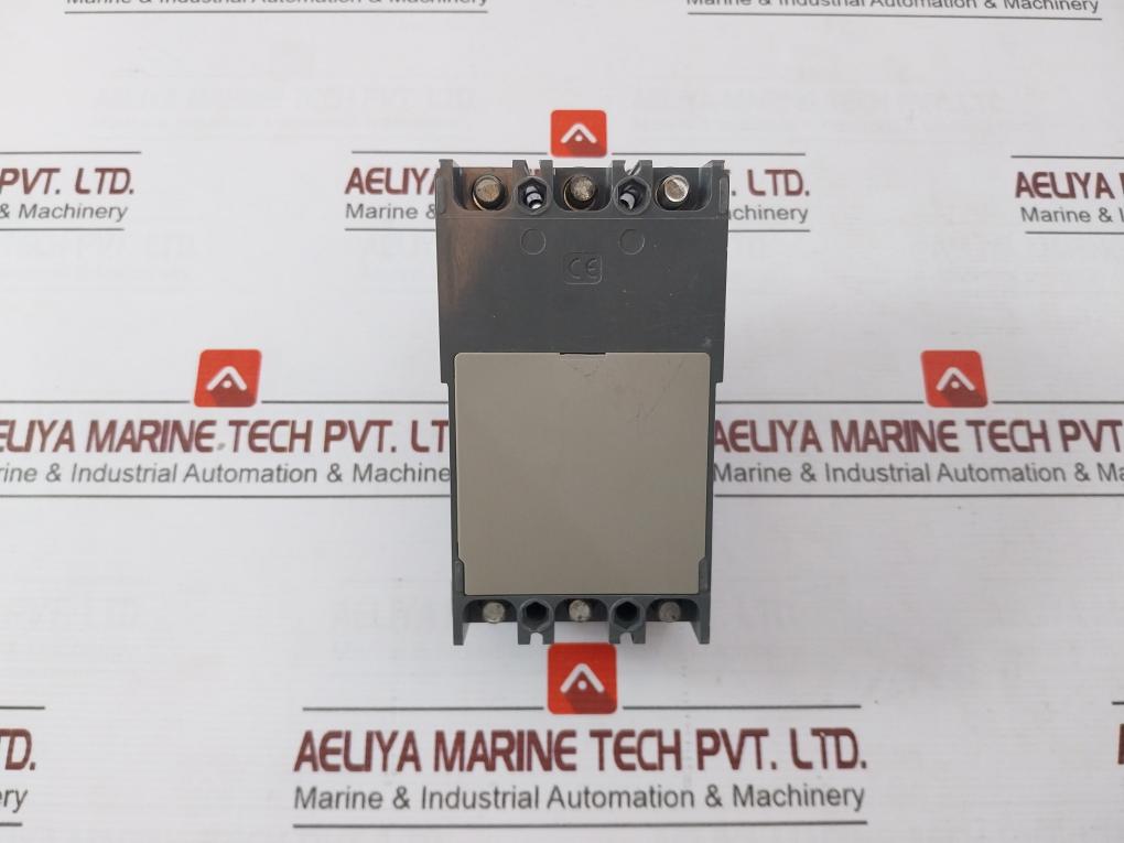 Schneider Electric Ezc100F Easypact 3 Pole Circuit Breaker 100A 690V 50/60Hz