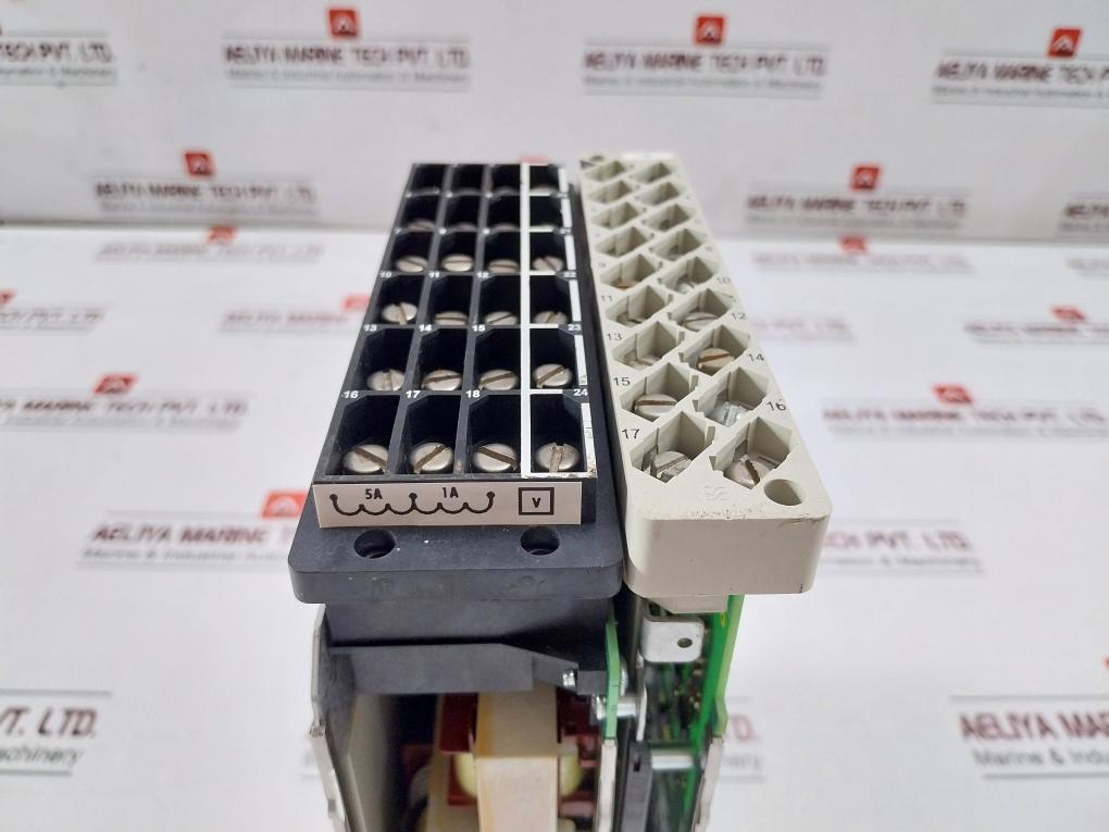 Schneider Electric Gn0010072 Power Supply Unit 100–120 V Ac