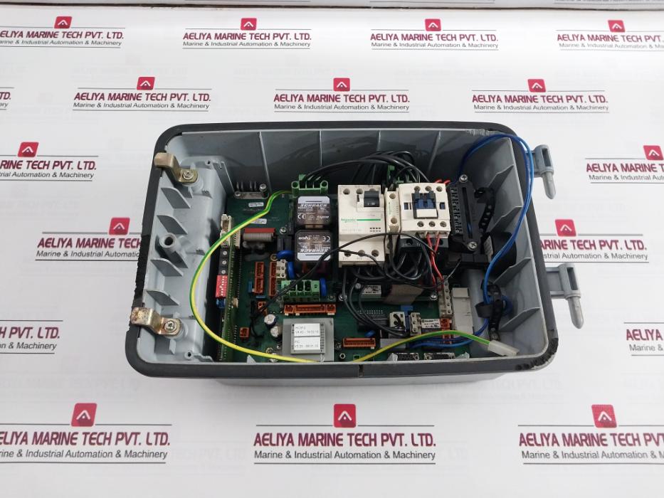 Schneider Electric Gv2-le16 14A Electrical Control Panel 2Hp/240Vac P.Pole