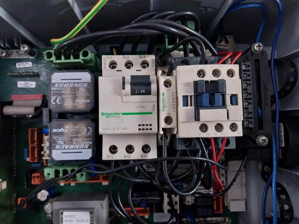 Schneider Electric Gv2-le16 14A Electrical Control Panel 2Hp/240Vac P.Pole