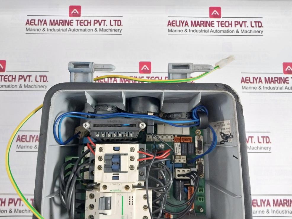 Schneider Electric Gv2-le16 14A Electrical Control Panel 2Hp/240Vac P.Pole