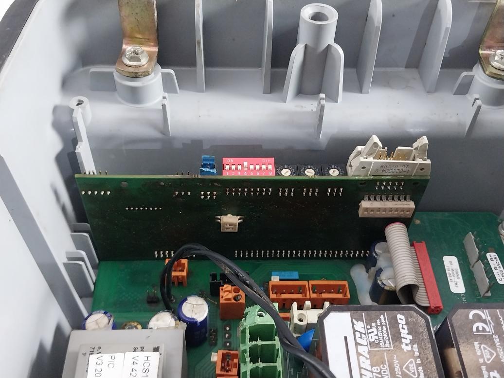 Schneider Electric Gv2-le16 14A Electrical Control Panel 2Hp/240Vac P.Pole