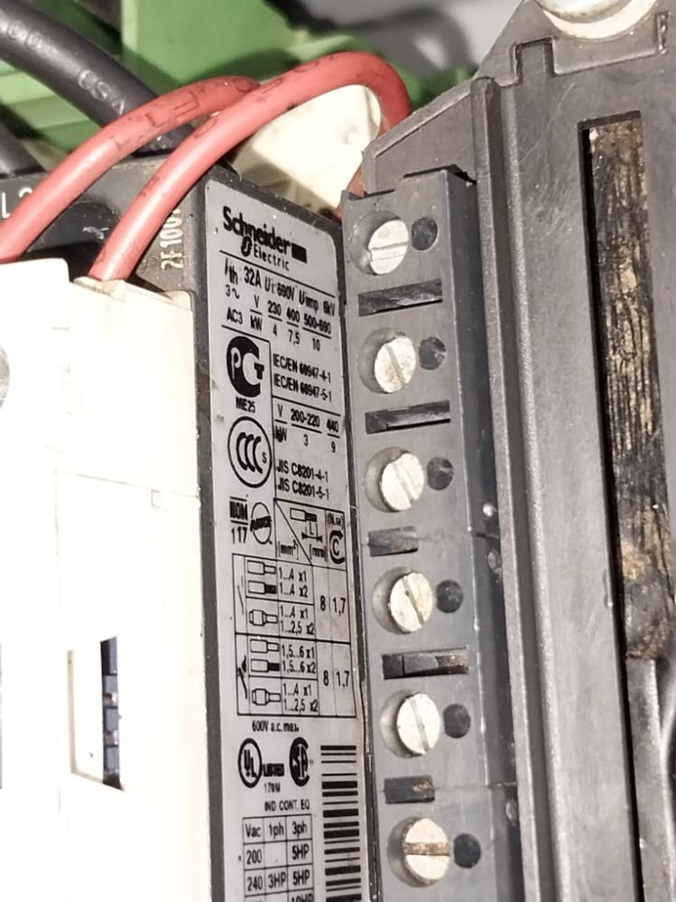 Schneider Electric Gv2-le16 14A Electrical Control Panel 2Hp/240Vac P.Pole