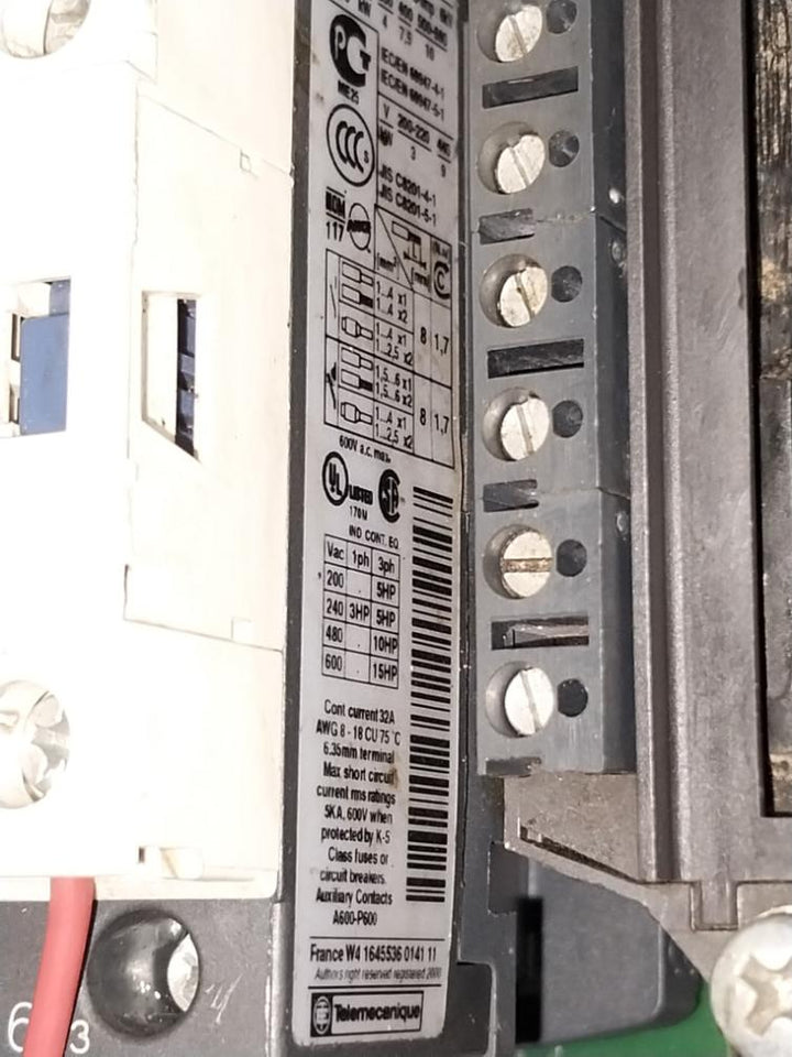 Schneider Electric Gv2-le16 14A Electrical Control Panel 2Hp/240Vac P.Pole