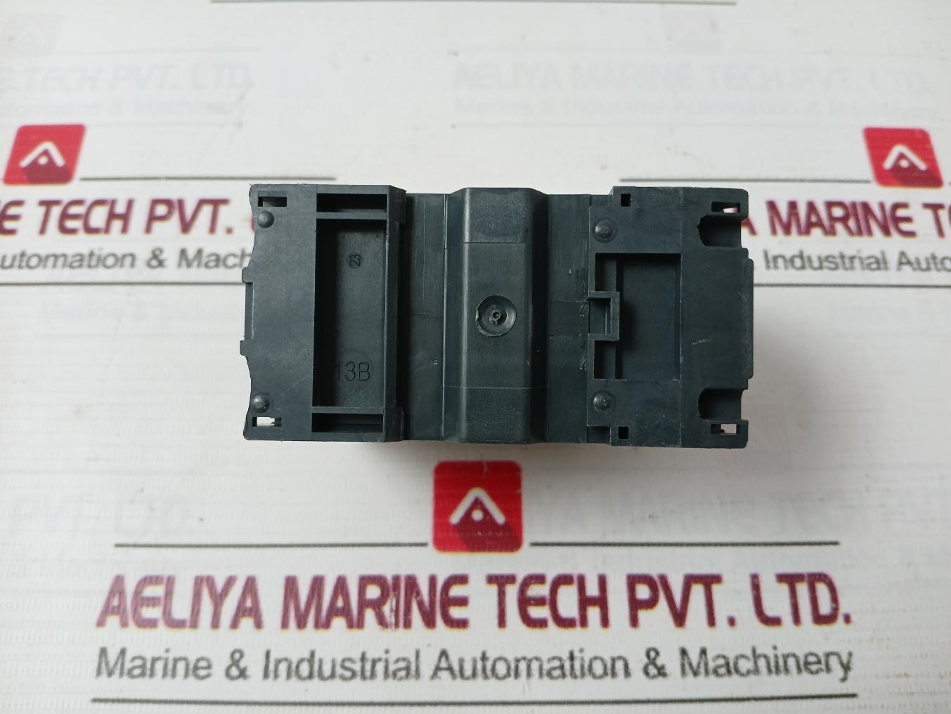 Schneider Electric Gv2Me08 Motor Circuit Breaker 75C 50/60 Hz 2.5-4A