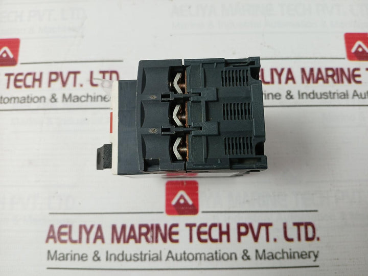 Schneider Electric Gv2Me08 Motor Circuit Breaker 75C 50/60 Hz 2.5-4A