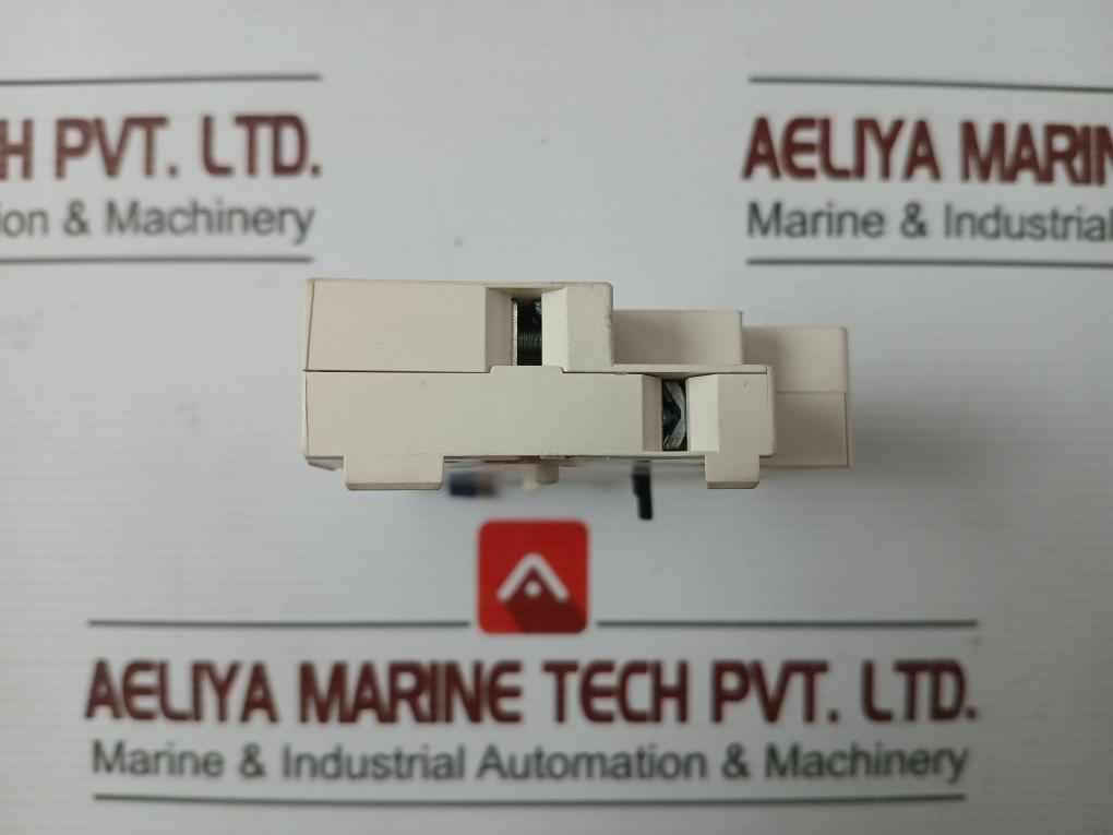 Schneider Electric Gvas225 Voltage Trip Module Uc-220-240V 50Hz
