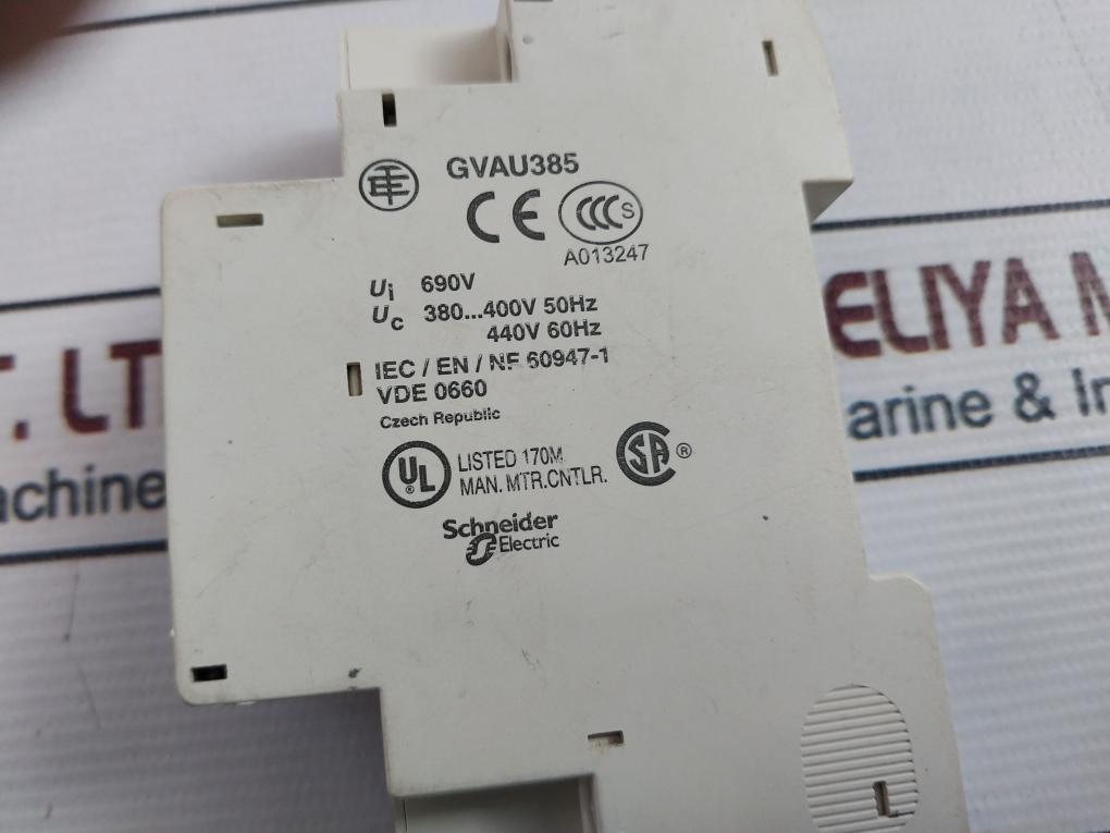 Schneider Electric TeSys GVAU – Spanningontspanner 380-400V AC 50Hz – Model GVAU385 Voor Industriële Toepassingen