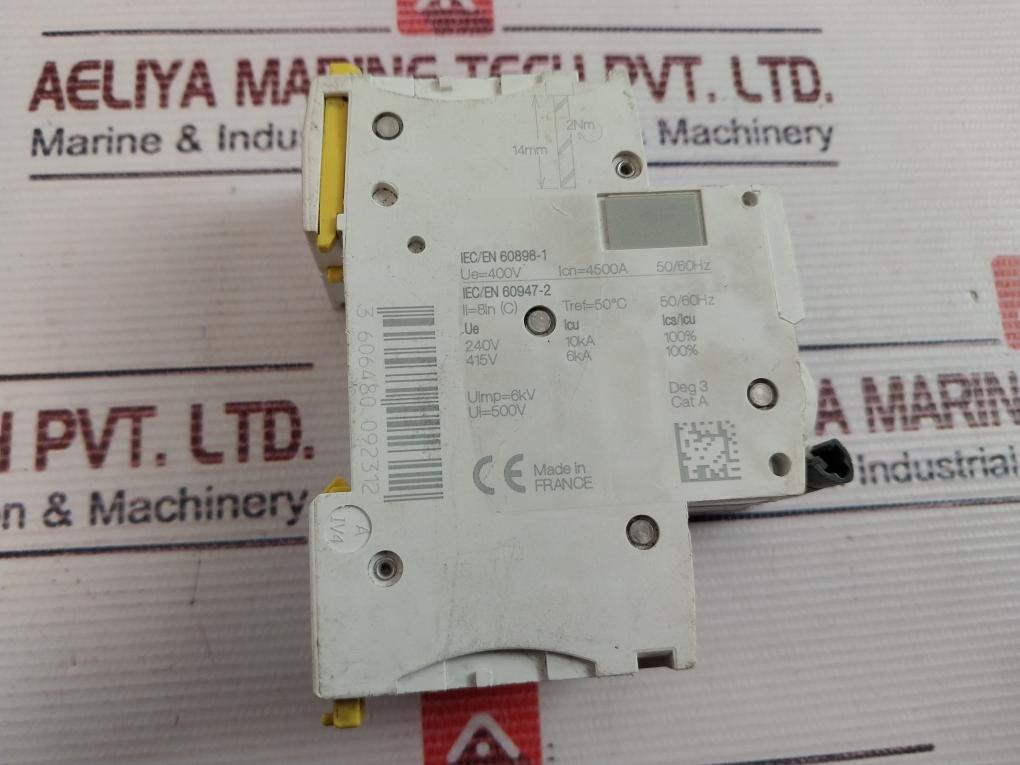 Schneider Electric Ic60A C 10A Miniature Circuit-breaker 400V~ 50/60Hz