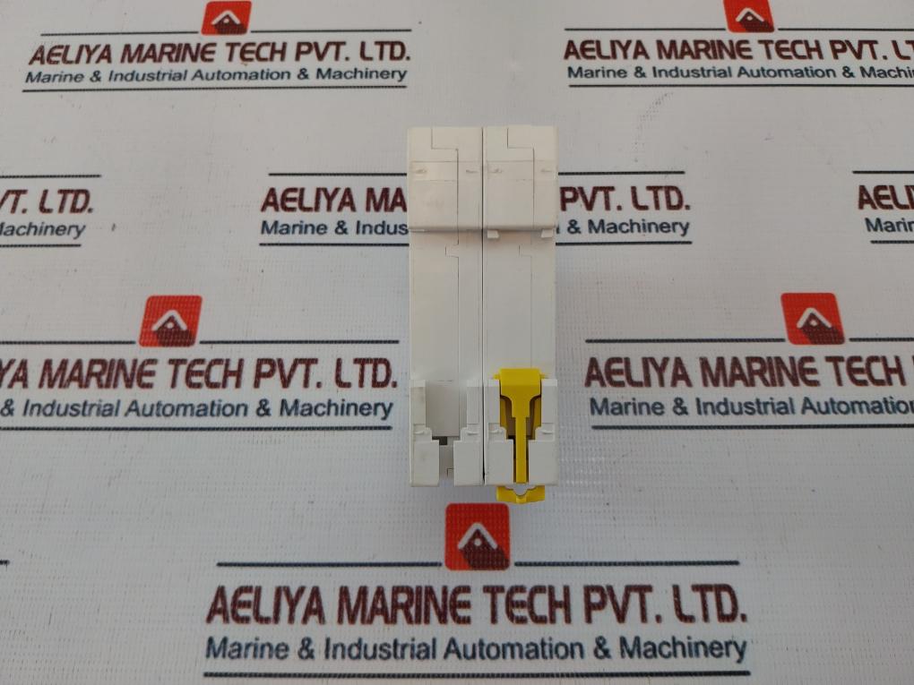 Schneider Electric Ic60H Circuit Breaker 415V~ 50/60Hz