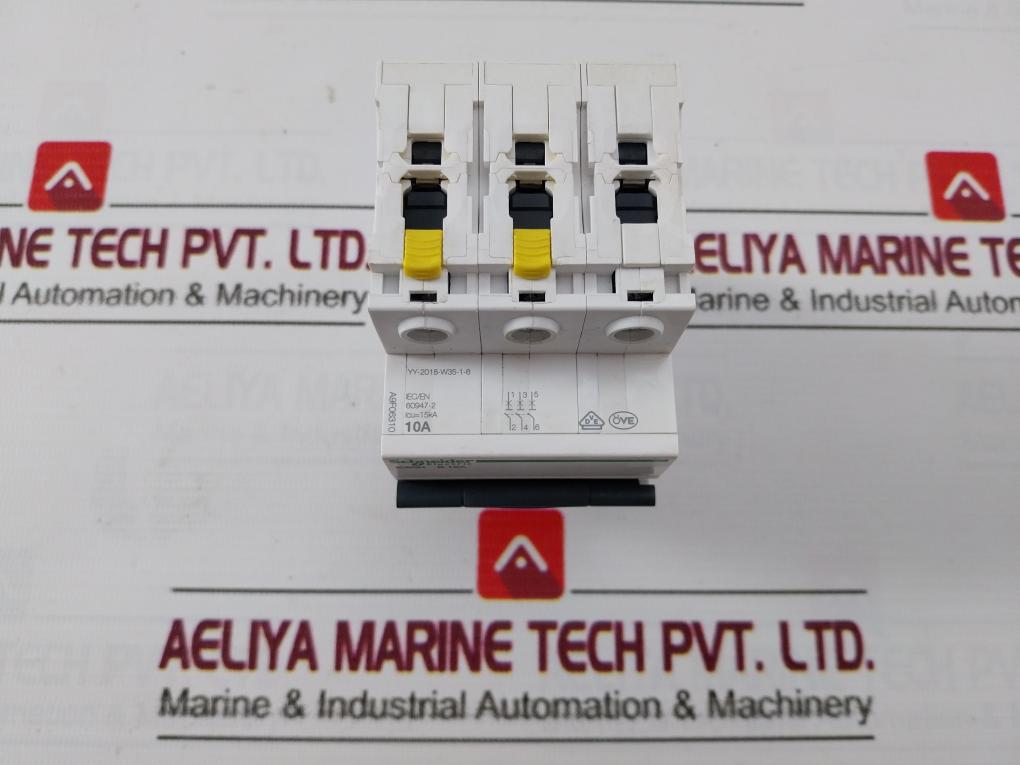 Schneider Electric Ic60H Miniature Circuit Breaker 50/60Hz 6Kv