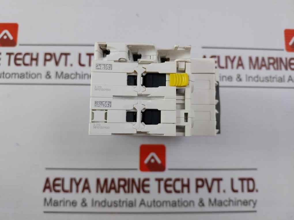 Schneider Electric Ic60N Miniature Circuit Breaker 50-60Hz 10A