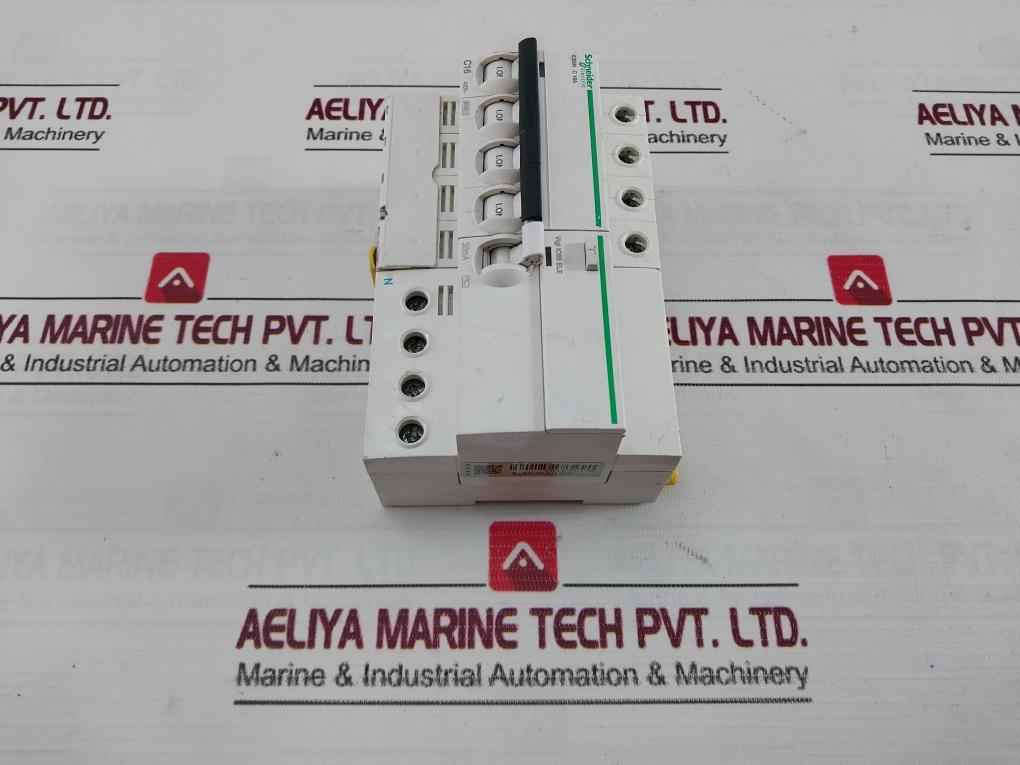 Schneider Electric Ic65N Circuit Breaker 400V 6Kv 30C