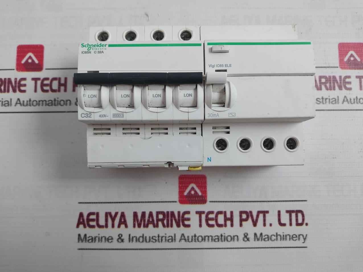 Schneider Electric Ic65N Miniature Circuit Breaker 400V 32A 30C