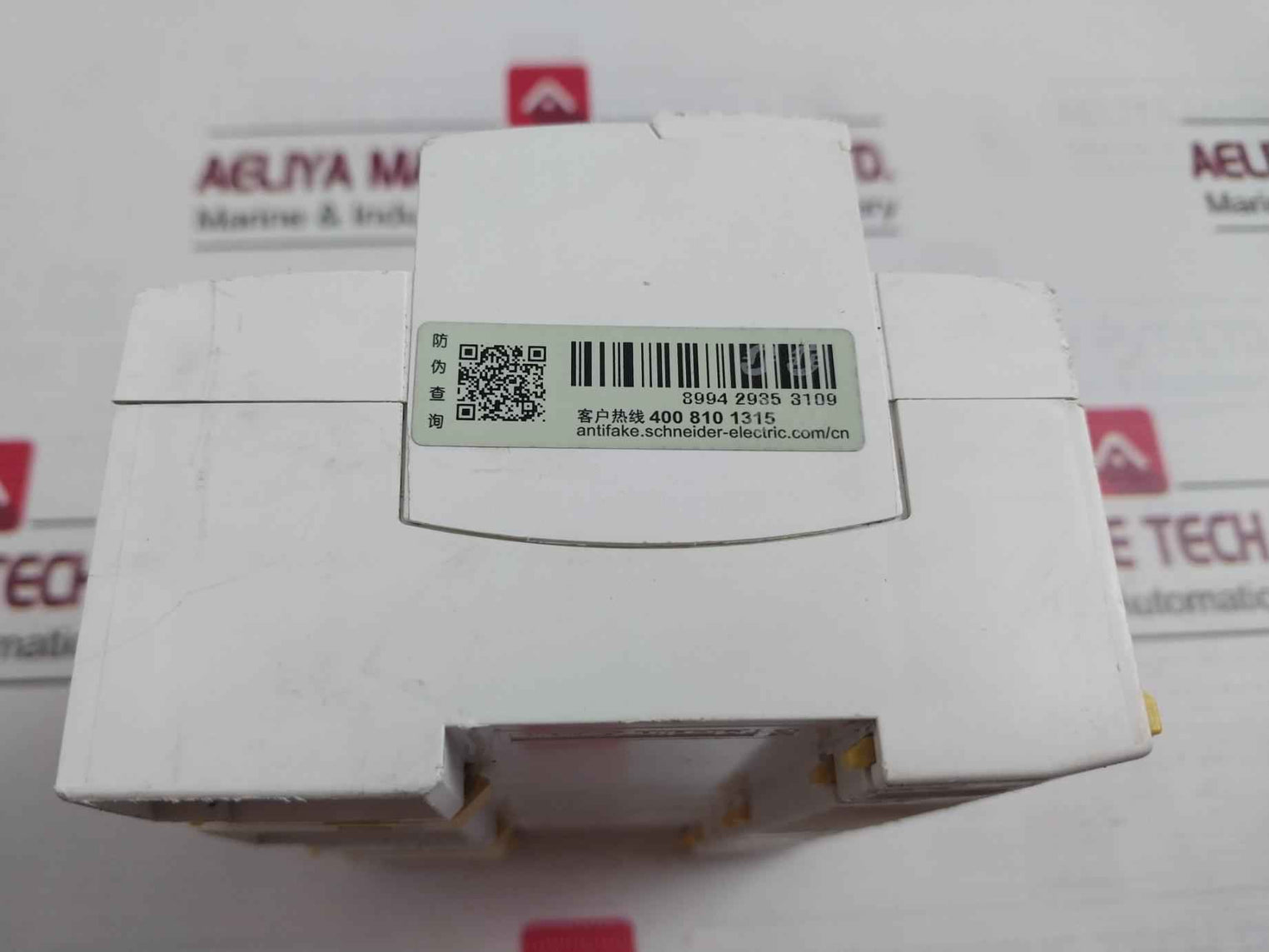 Schneider Electric Ic65N Miniature Circuit Breaker 400V 32A 30C