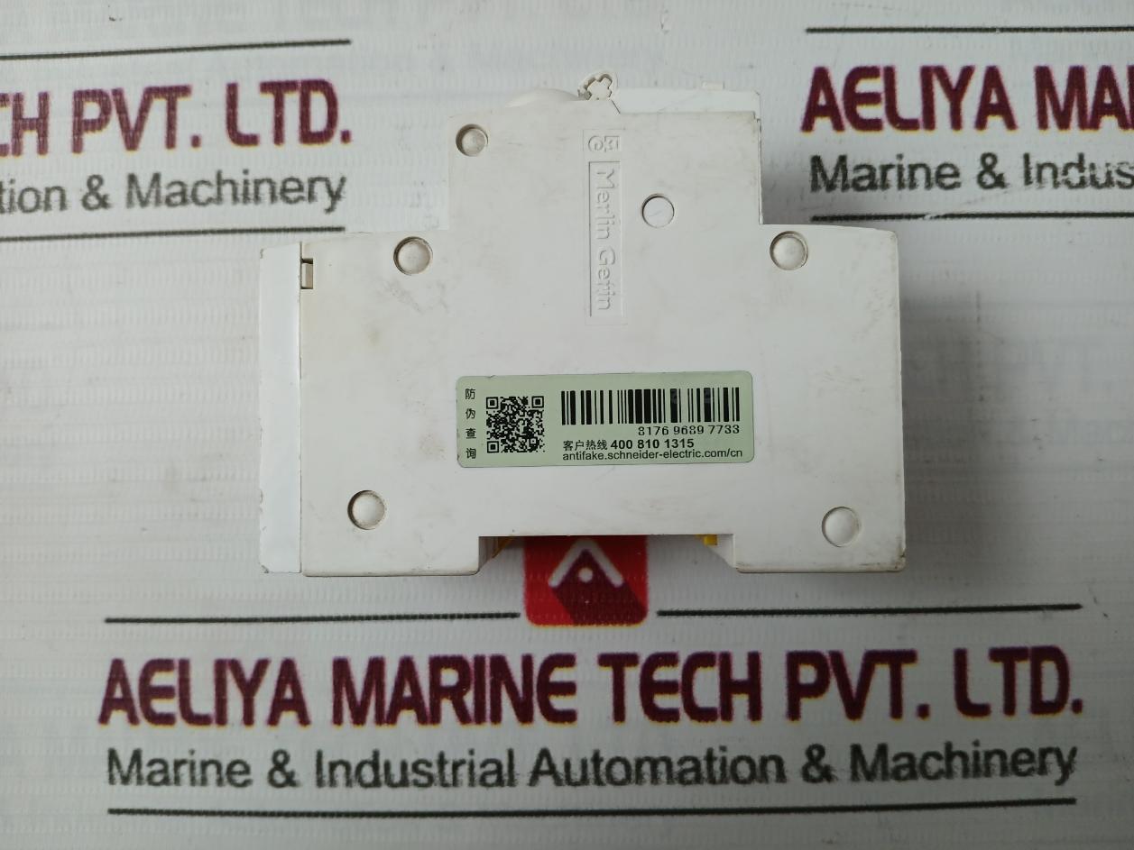 Schneider Electric Idpna Residual Current Breaker 30°C 50Hz
