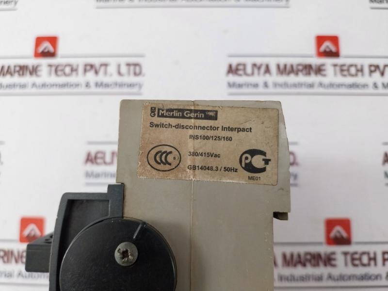 Schneider Electric INS125 Switch Disconnector + Black Rotary Handle 750v