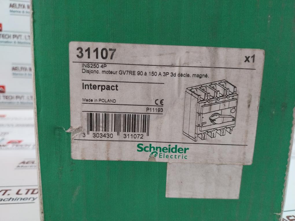 Schneider Electric Ins 250 Switch Disconnector With Black Rotary Handle 50/60Hz